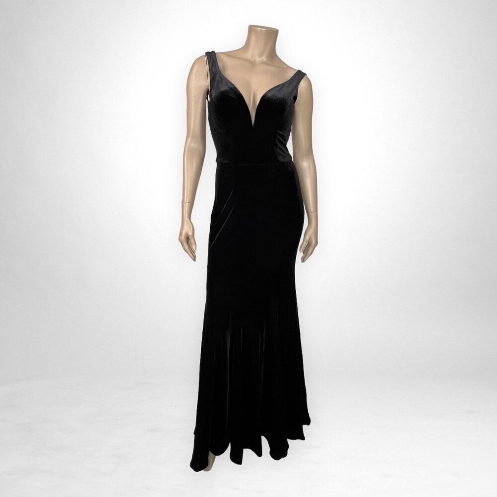 NWT WINDSOR Sleeveless‎ Black Velvet Camille Maxi Gown Size 5/6 Prom Homecoming